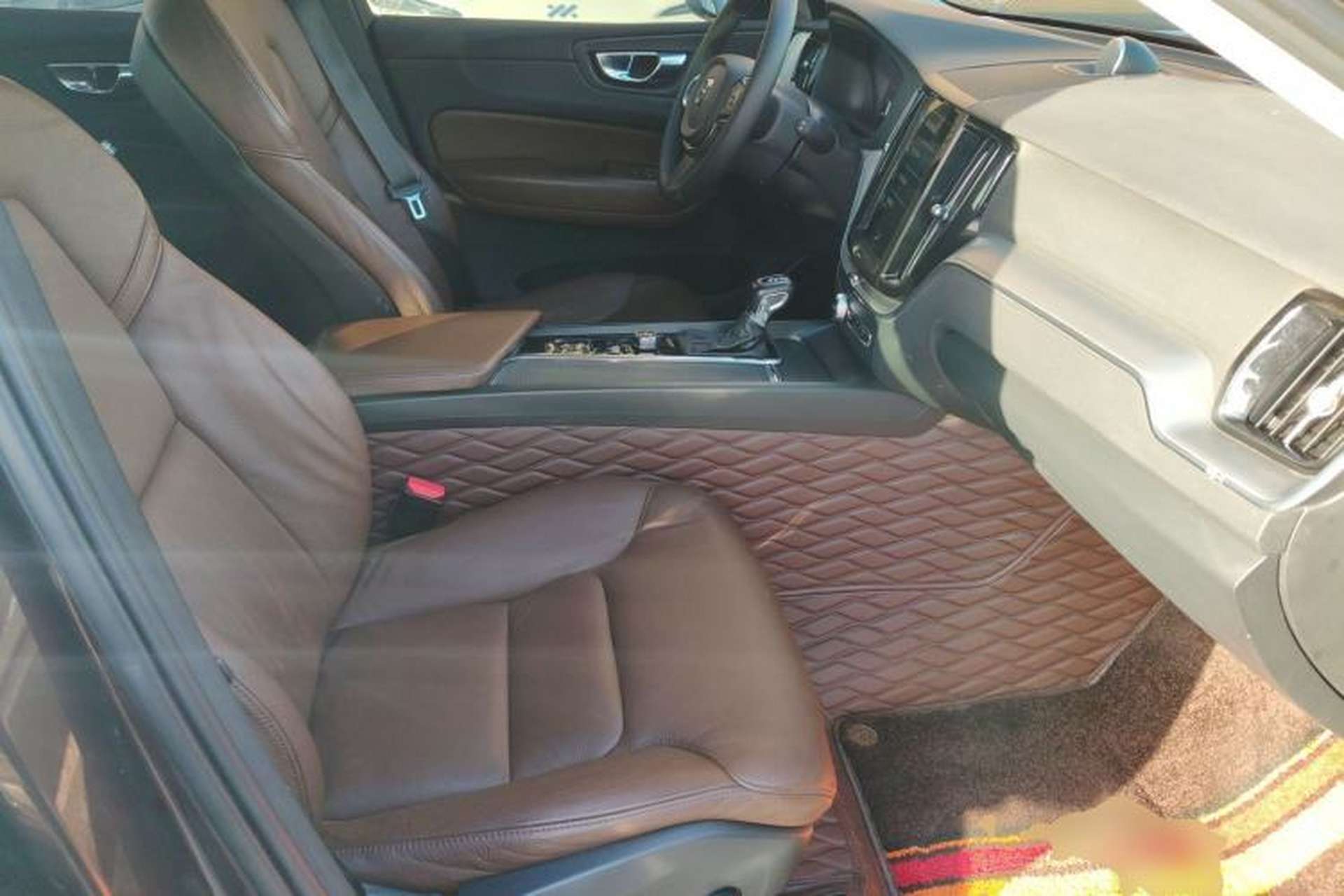 Used Volvo XC60 2020 T5 4x4 Zhiyi Luxury Edition Right Front Seat