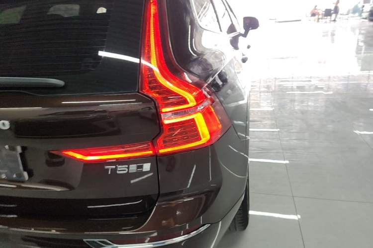Used Volvo XC60 2020 T5 4x4 Zhiya Luxury Edition Right Rear Taillight