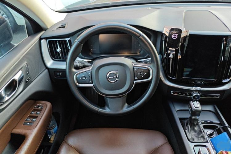 Used Volvo XC60 2020 T5 4x4 Zhiyi Luxury Edition Steering Wheel