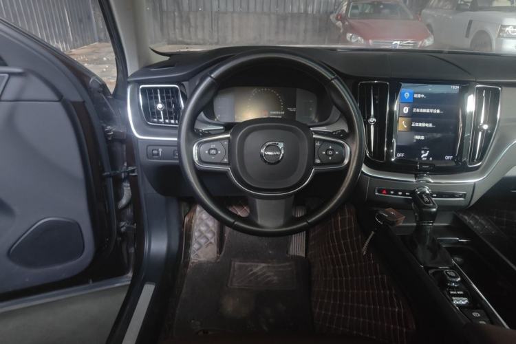 Used Volvo XC60 2020 T5 4x4 Zhiyi Luxury Edition Steering Wheel