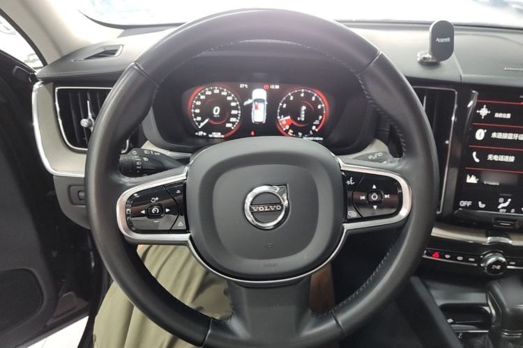Used Volvo XC60 2020 T5 4x4 Zhiya Luxury Edition Steering Wheel