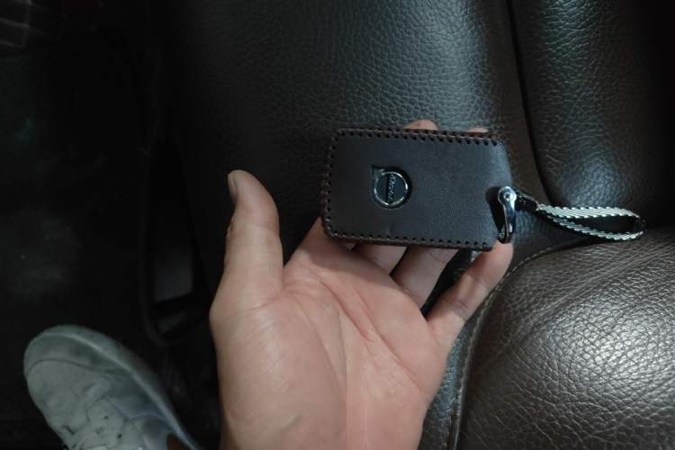 Used Volvo XC60 2020 T5 4x4 Zhiyi Luxury Edition Vehicle Key