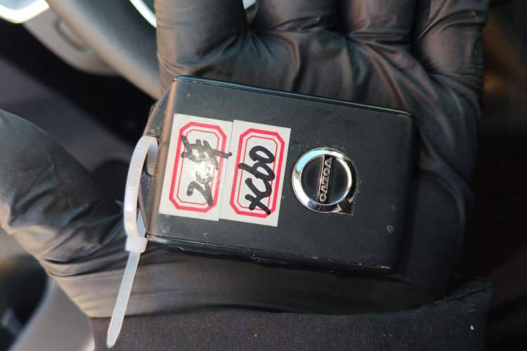 Used Volvo XC60 2020 T5 4x4 Zhiyi Luxury Edition Vehicle Key