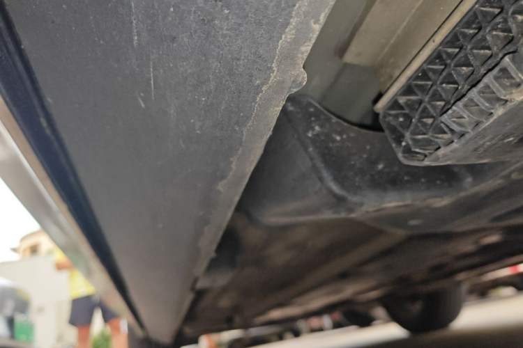 Used Volvo XC60 2020 T5 4x4 Zhiyi Luxury Edition Chassis Rear Left