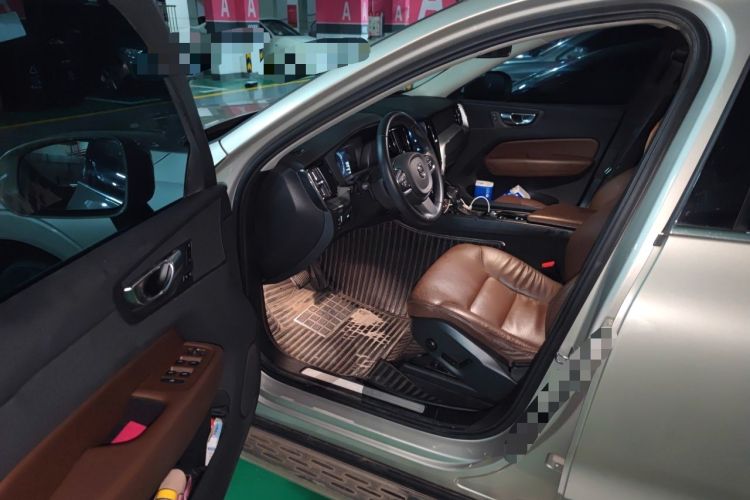 Used Volvo XC60 2020 T5 4x4 Zhiyi Luxury Edition Driver Seat