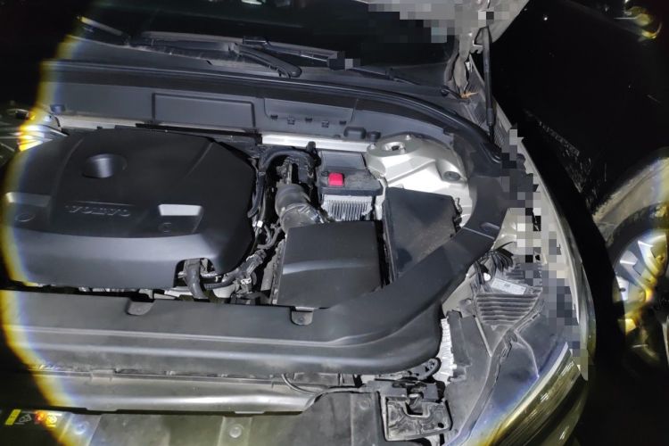 Used Volvo XC60 2020 T5 4x4 Zhiyi Luxury Edition Engine Bay Left