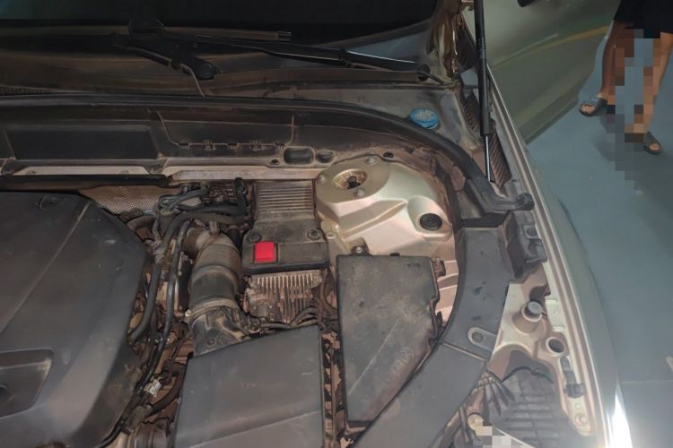 Used Volvo XC60 2020 T5 4x4 Zhiyi Luxury Edition Engine Bay Left