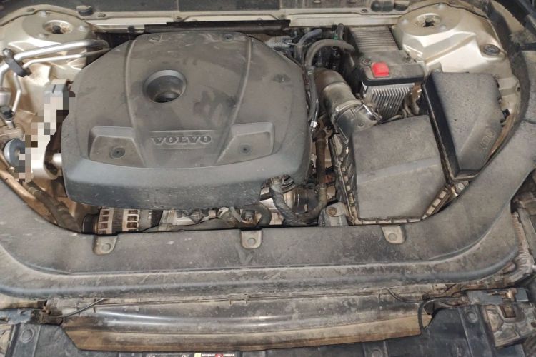 Used Volvo XC60 2020 T5 4x4 Smart Luxury Edition Engine Bay