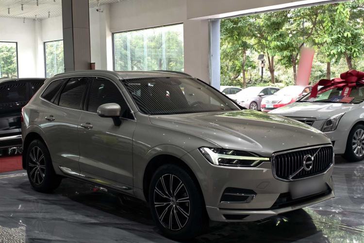 Used Volvo XC60 2020 T5 4x4 Smart Luxury Edition Exterior 3