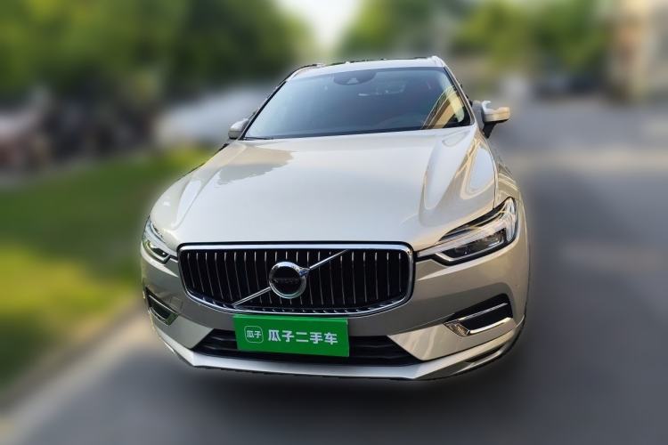 Used Volvo XC60 2020 T5 4x4 Smart Luxury Edition Front
