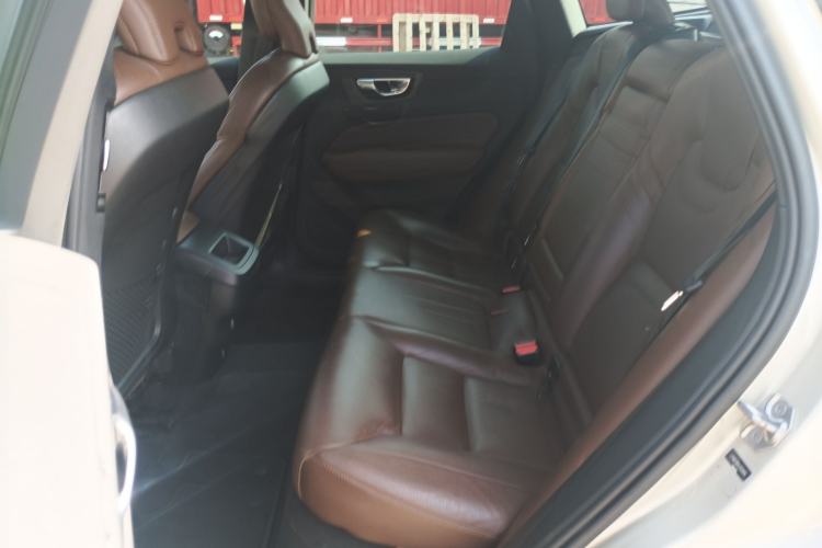 Used Volvo XC60 2020 T5 4x4 Zhiyi Luxury Edition Left Rear Seat