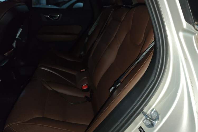 Used Volvo XC60 2020 T5 4x4 Smart Luxury Edition Left Rear Seat