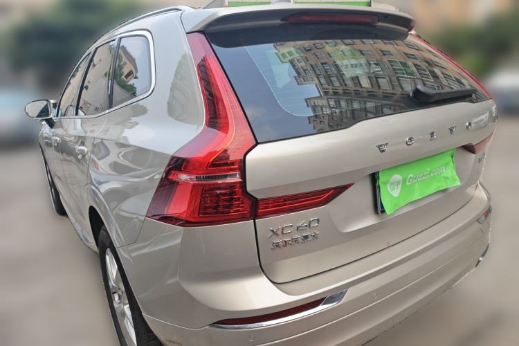 Used Volvo XC60 2020 T5 4x4 Zhiyi Luxury Edition Rear Left 45 Deg
