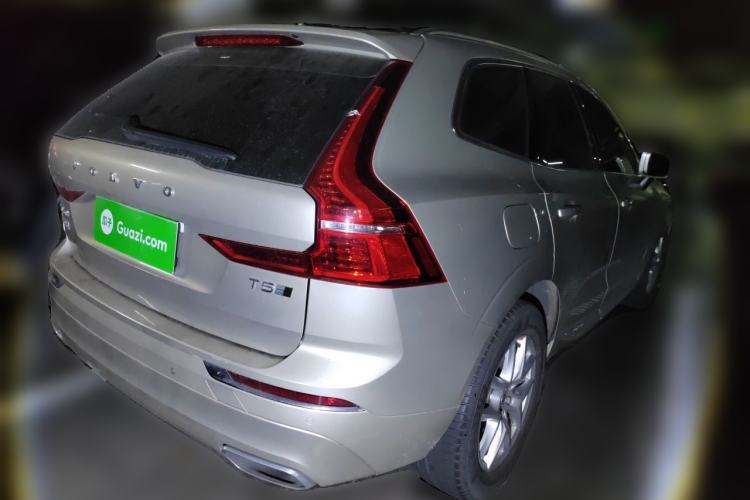 Used Volvo XC60 2020 T5 4x4 Zhiyi Luxury Edition Rear Right 45 Deg