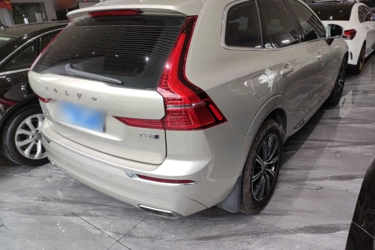 Used Volvo XC60 2020 T5 4x4 Smart Luxury Edition Rear Right 45 Deg
