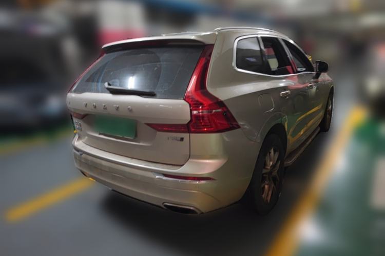 Used Volvo XC60 2020 T5 4x4 Zhiyi Luxury Edition Rear Right 45 Deg
