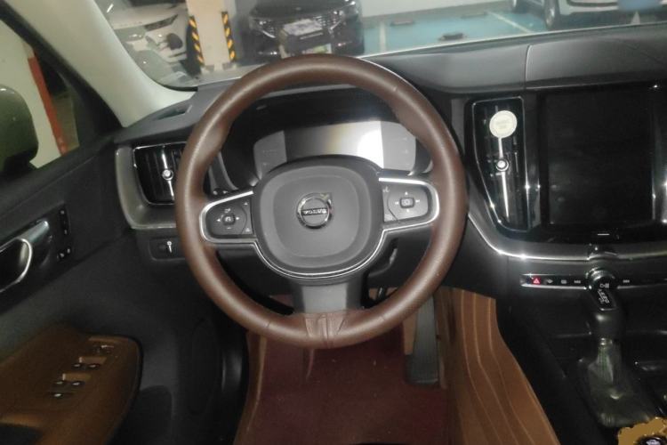 Used Volvo XC60 2020 T5 4x4 Zhiyi Luxury Edition Steering Wheel