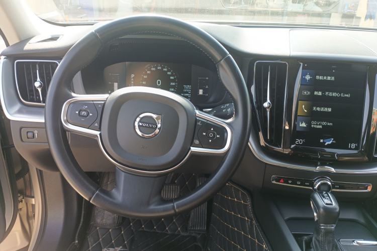 Used Volvo XC60 2020 T5 4x4 Zhiyi Luxury Edition Steering Wheel