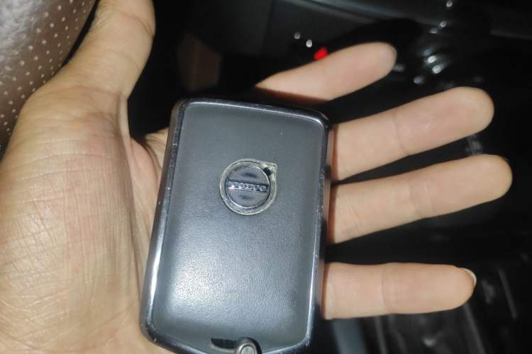 Used Volvo XC60 2020 T5 4x4 Zhiyi Luxury Edition Vehicle Key