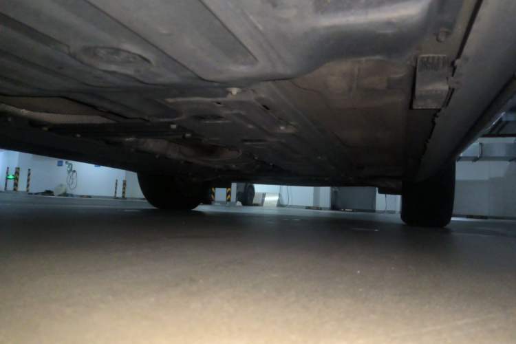 Used Volvo XC60 2020 T5 4x4 Zhiyi Luxury Edition Chassis Rear Right