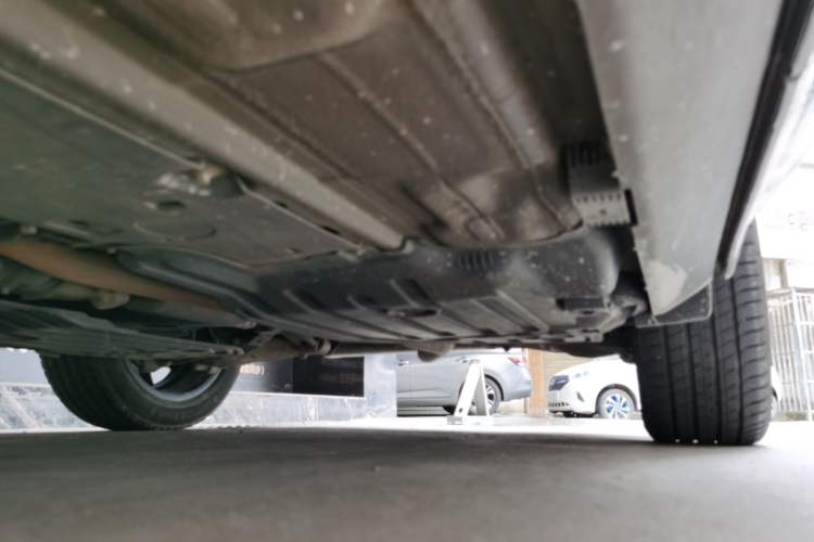 Used Volvo XC60 2020 T5 4x4 Smart Luxury Edition Chassis Rear Left