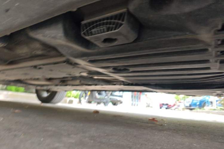 Used Volvo XC60 2020 T5 4x4 Zhiyi Luxury Edition Chassis Rear Left