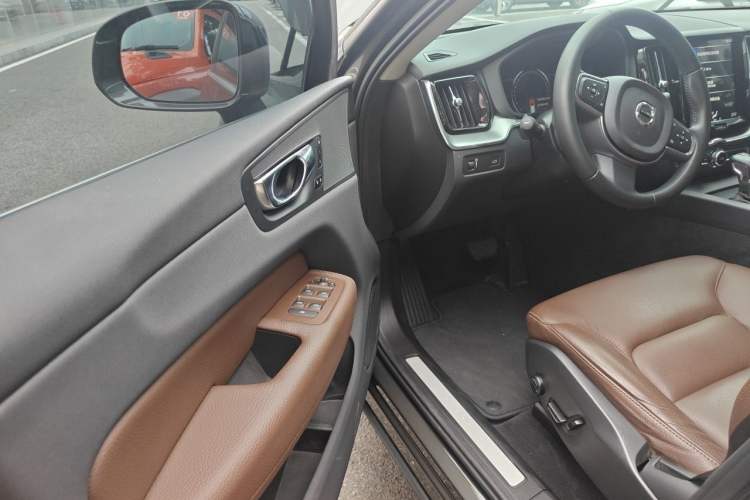 Used Volvo XC60 2020 T5 4x4 Zhiyi Luxury Edition Driver Seat