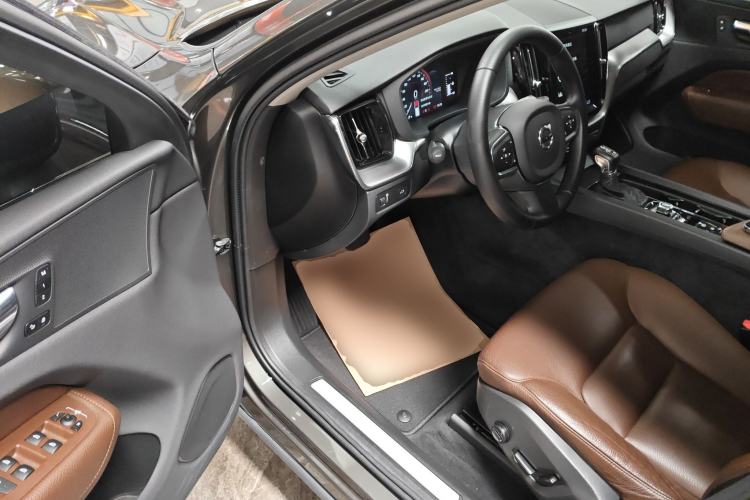 Used Volvo XC60 2020 T5 4x4 Zhiyi Luxury Edition Driver Seat