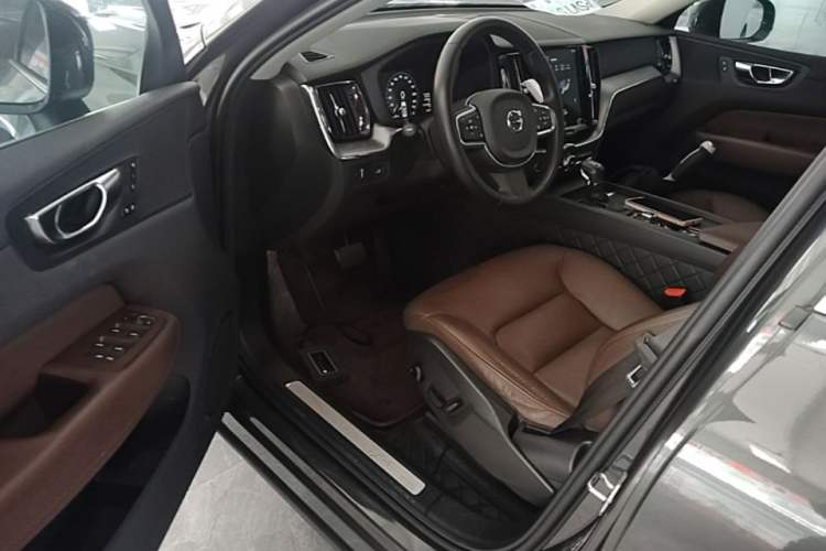 Used Volvo XC60 2020 T5 4x4 Zhiyi Luxury Edition Driver Seat