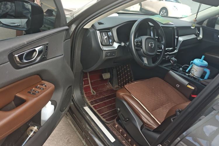 Used Volvo XC60 2020 T5 4x4 Zhiyi Luxury Edition Driver Seat
