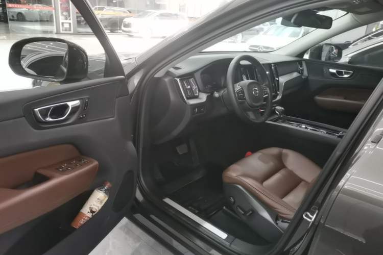 Used Volvo XC60 2020 T5 4x4 Zhiyi Luxury Edition Driver Seat