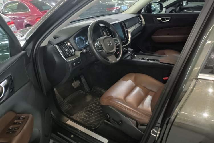Used Volvo XC60 2020 T5 4x4 Zhiyi Luxury Edition Driver Seat