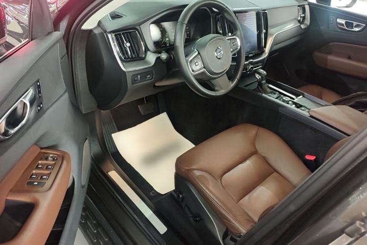 Used Volvo XC60 2020 T5 4x4 Zhiyi Luxury Edition Driver Seat
