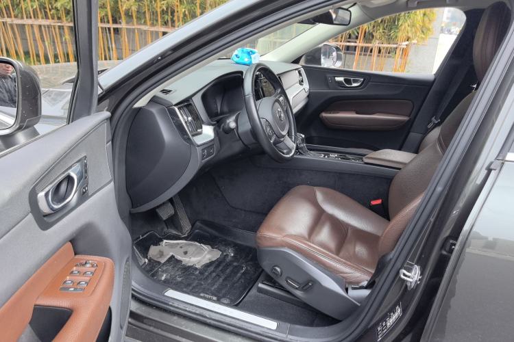 Used Volvo XC60 2020 T5 4x4 Zhiyi Luxury Edition Driver Seat