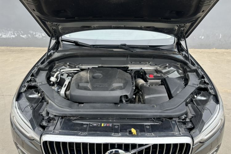 Used Volvo XC60 2020 T5 4x4 Zhiya Luxury Edition Engine Bay