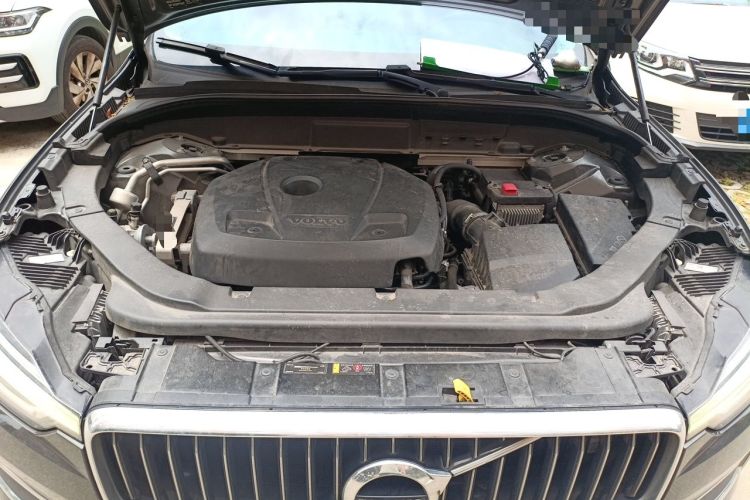 Used Volvo XC60 2020 T5 4x4 Zhiyi Luxury Edition Engine Bay