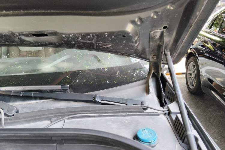 Used Volvo XC60 2020 T5 4x4 Zhiyi Luxury Edition Engine Bay Left
