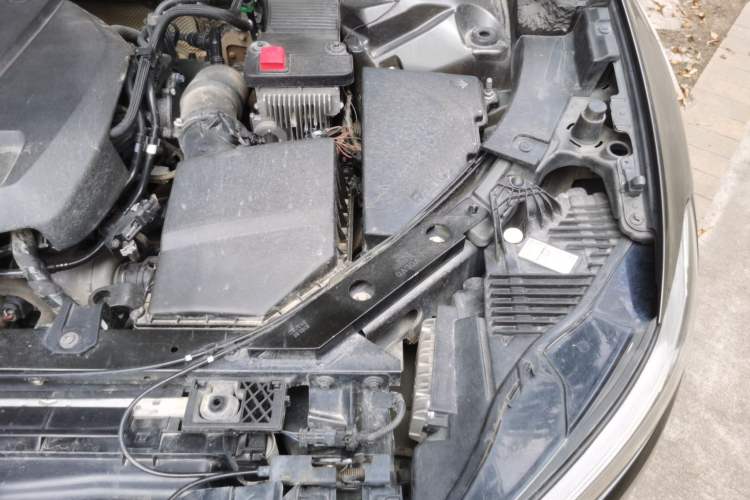 Used Volvo XC60 2020 T5 4x4 Zhiyi Luxury Edition Engine Bay Left