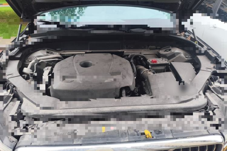 Used Volvo XC60 2020 T5 4x4 Smart Luxury Edition Engine Bay