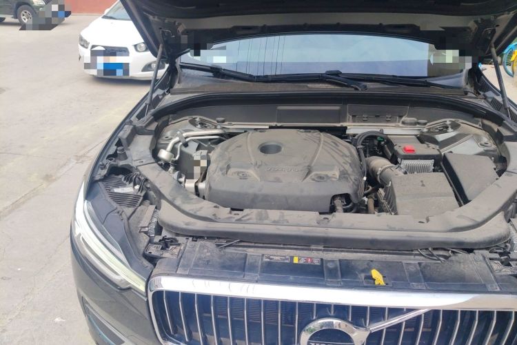 Used Volvo XC60 2020 T5 4x4 Zhiyi Luxury Edition Engine Bay Right