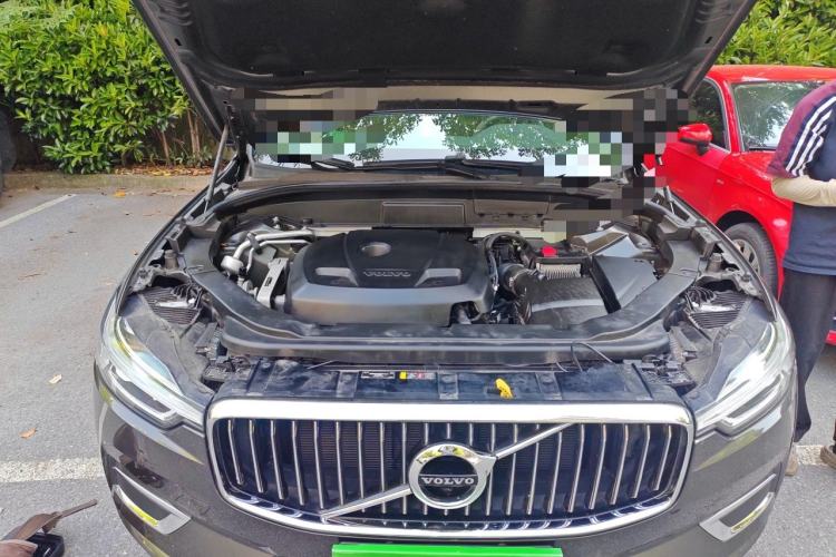 Used Volvo XC60 2020 T5 4x4 Zhiyi Luxury Edition Engine Bay