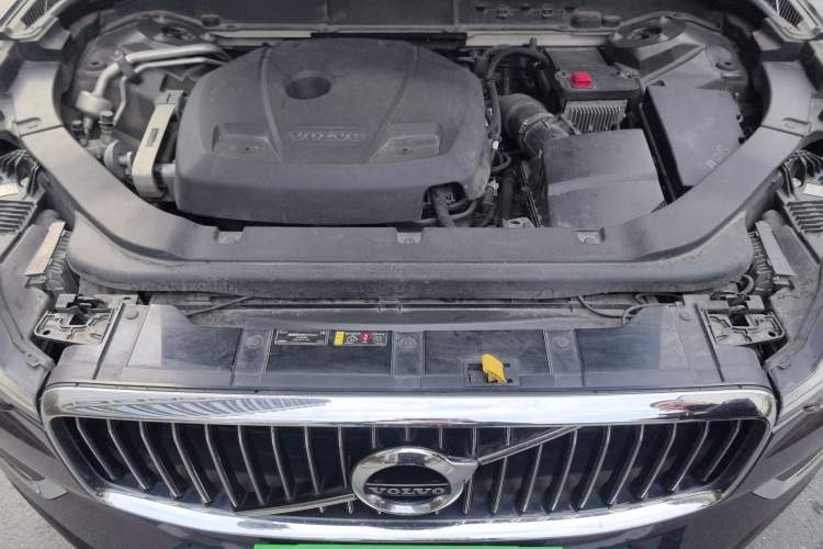 Used Volvo XC60 2020 T5 4x4 Zhiyi Luxury Edition Engine Bay