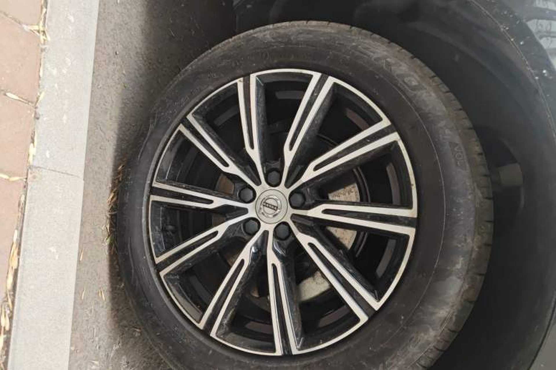 Used Volvo XC60 2020 T5 4x4 Smart Luxury Edition Exterior 1