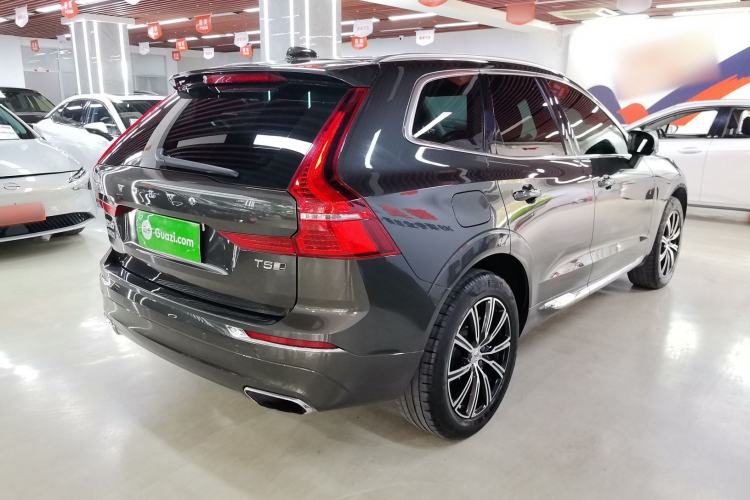 Used Volvo XC60 2020 T5 4x4 Smart Luxury Edition Exterior 3