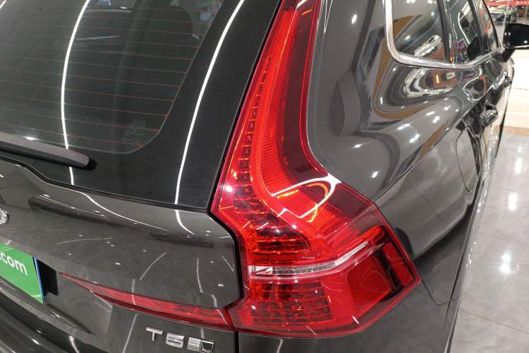 Used Volvo XC60 2020 T5 4x4 Zhiyi Luxury Edition Exterior 4