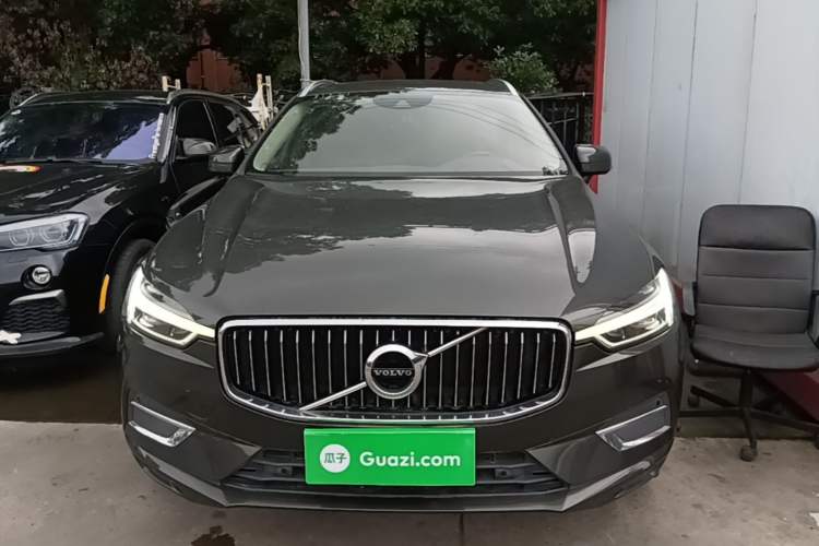 Used Volvo XC60 2020 T5 4x4 Smart Luxury Edition Front