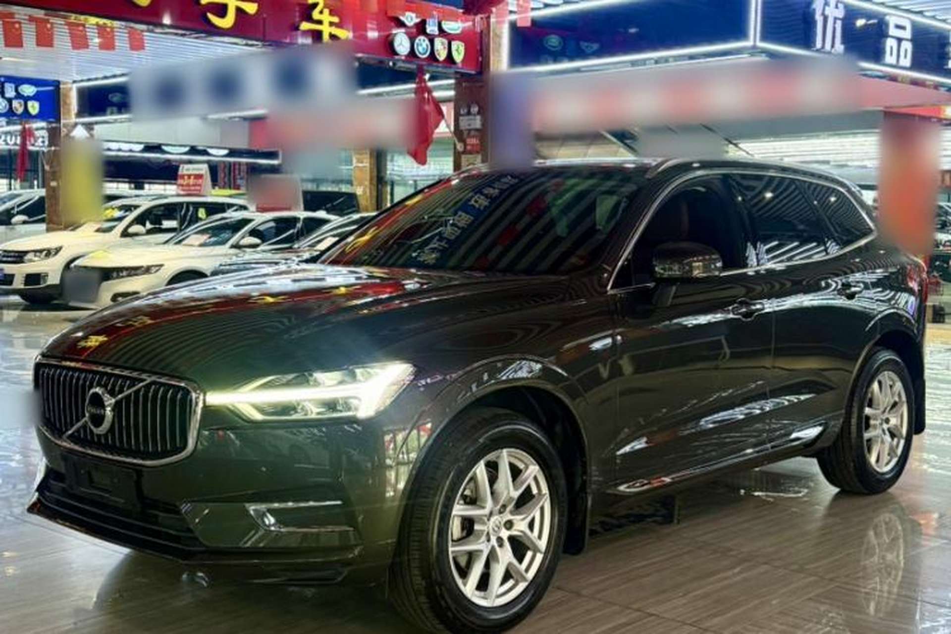 Used Volvo XC60 2020 T5 4x4 Zhiyi Luxury Edition Front Left 45 Deg