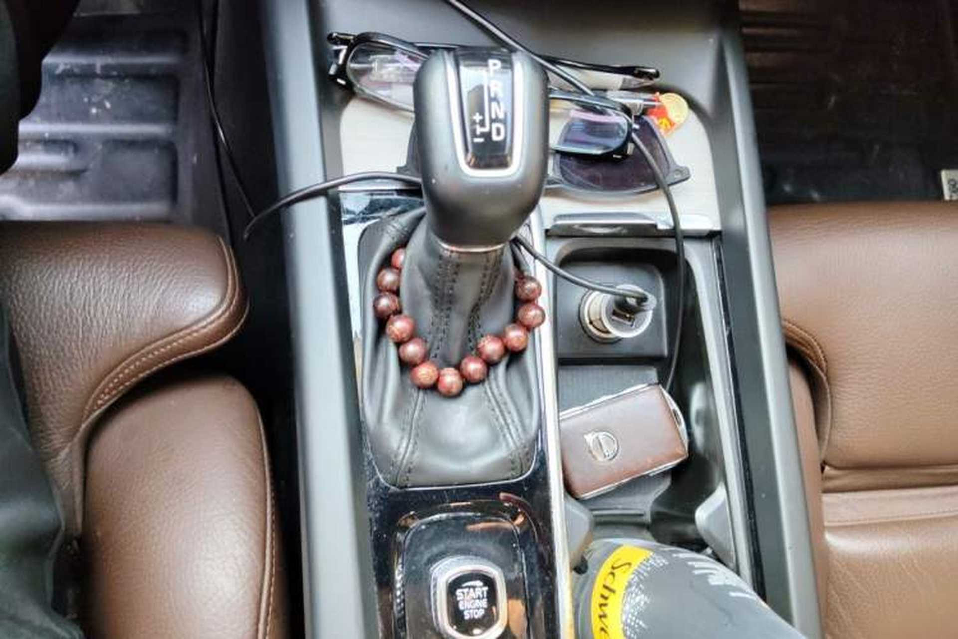Used Volvo XC60 2020 T5 4x4 Smart Luxury Edition Gear Lever