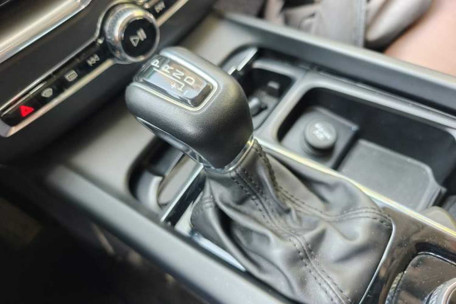 Used Volvo XC60 2020 T5 4x4 Zhiyi Luxury Edition Gear Lever