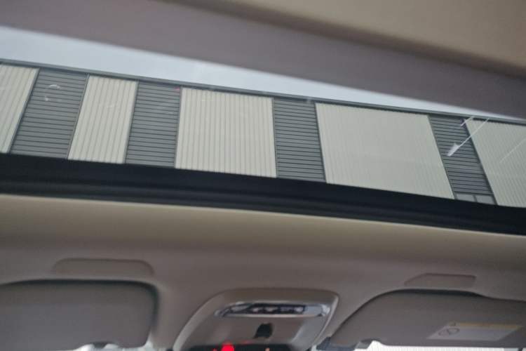 Used Volvo XC60 2020 T5 4x4 Smart Luxury Edition Headliner